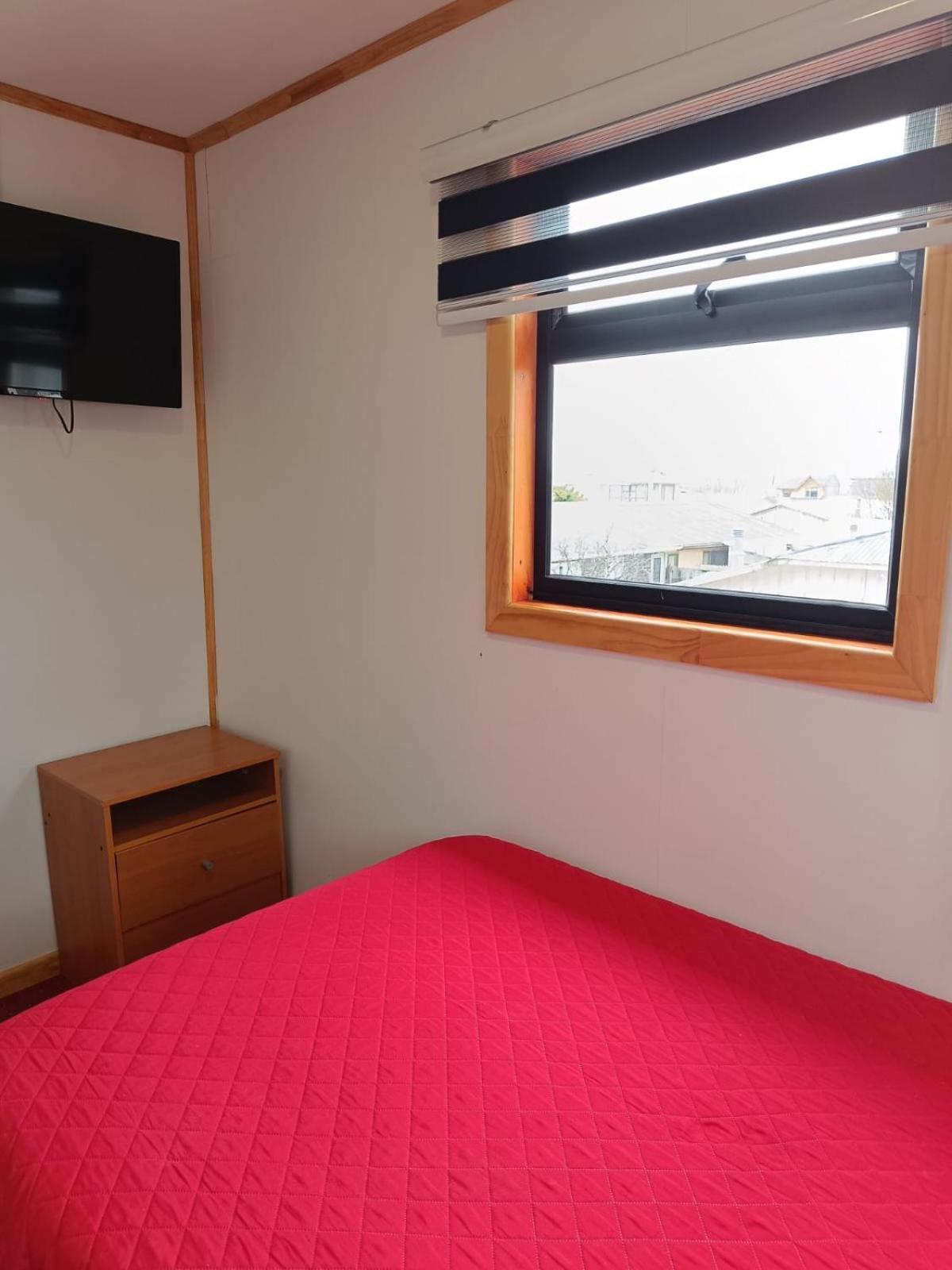 Hostal B&B Coastal Natales Пуерто-Наталес Екстер'єр фото